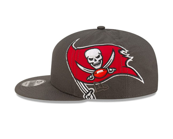 Tampa Bay Buccaneers 9Fifty Helmet Snapback Hat