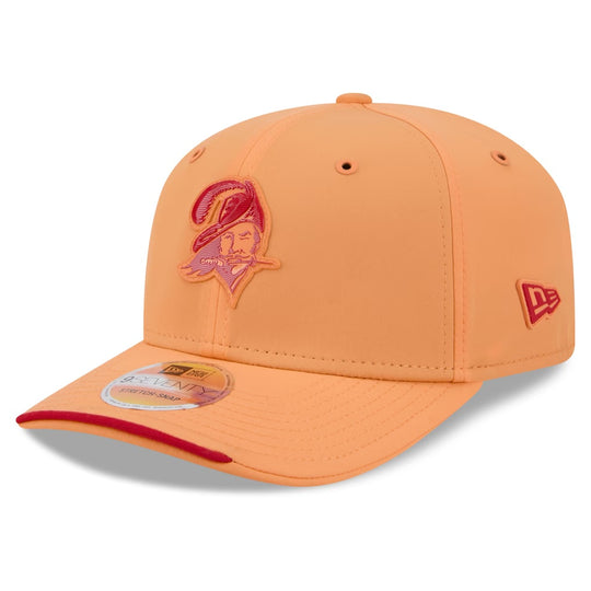 Tampa Bay Buccaneers New Era 2026 Sideline Throwback 9Seventy Stretch Snapback Hat